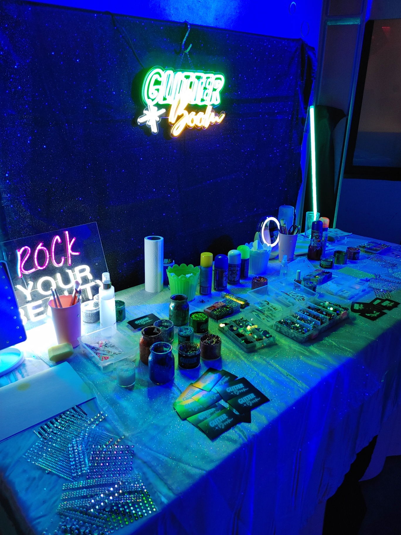 Stand Glitter